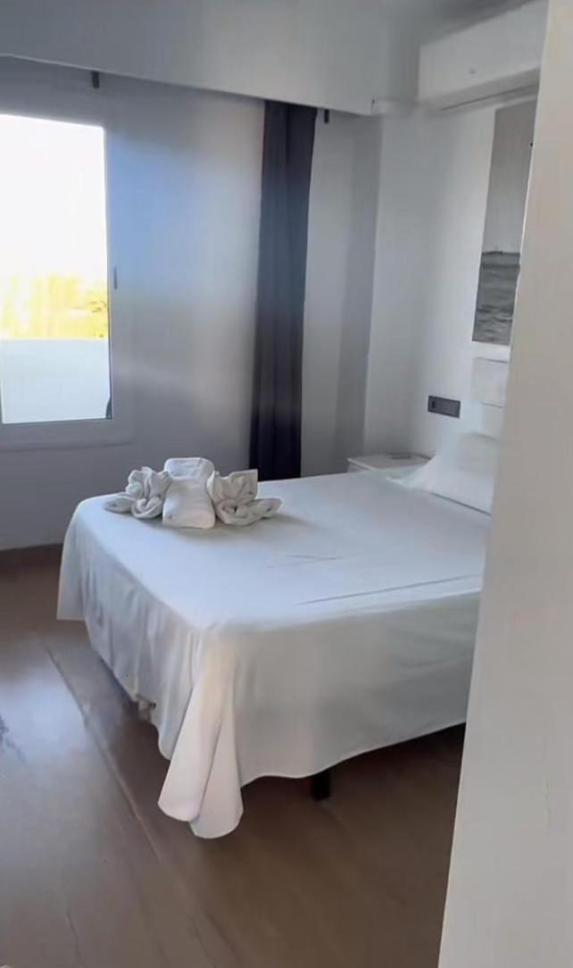 Bright Apartment In Puerto Alcudia Пуерто де ла Аркудия Екстериор снимка
